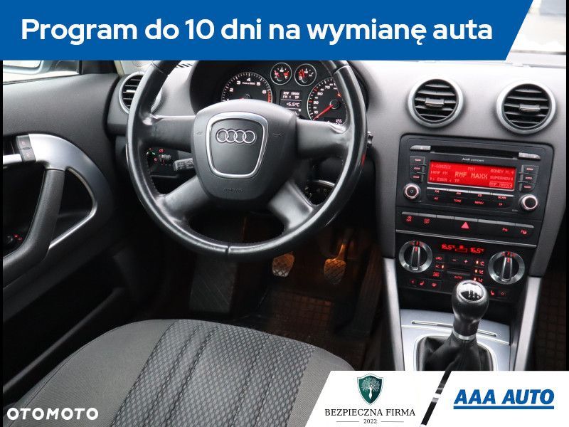 Audi A3 Sportback - 8