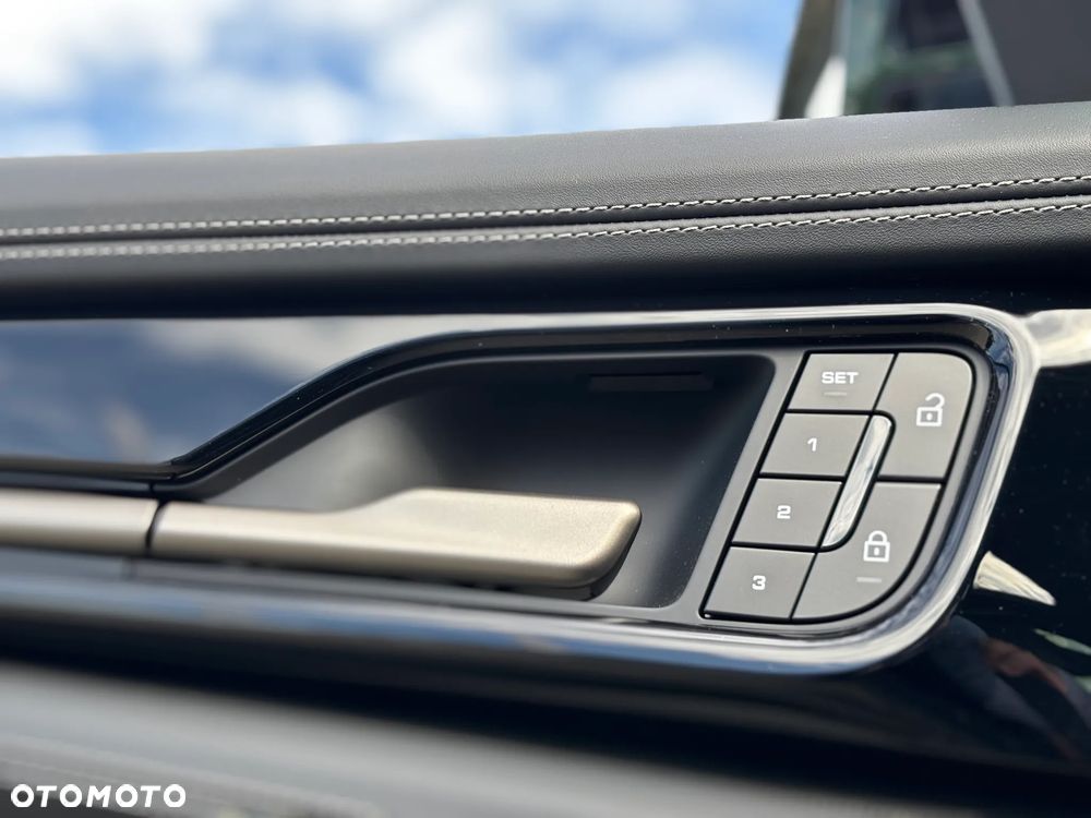 Porsche Panamera Turbo S E-Hybrid PHEV - 30