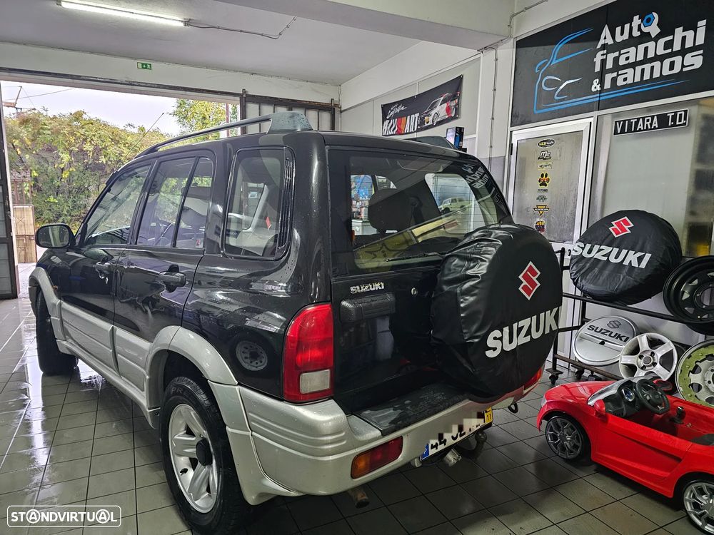 Suzuki Grand Vitara Metal Top 2.0 TDi - 6