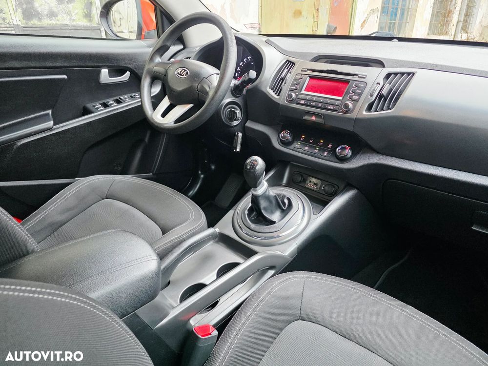 Kia Sportage 1.7 CRDI 2WD Spirit - 6