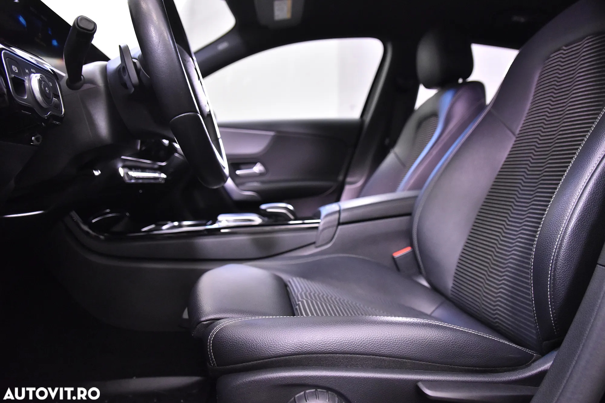 Mercedes-Benz A 220 Aut. - 24