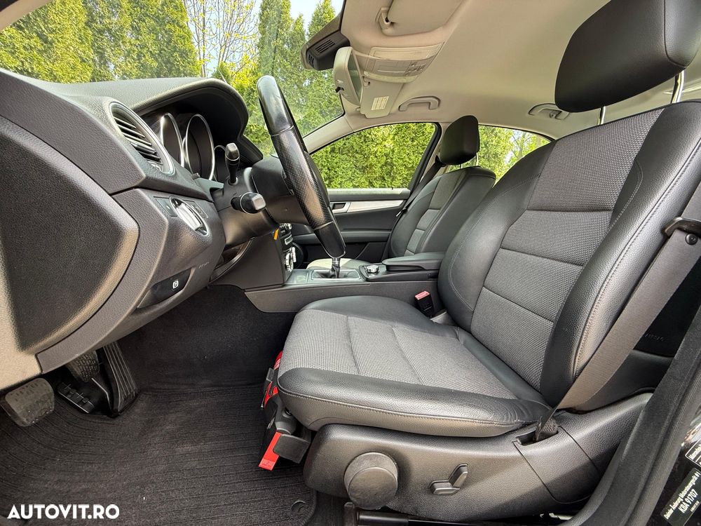 Mercedes-Benz C 180 CDI DPF (BlueEFFICIENCY) Avantgarde - 4