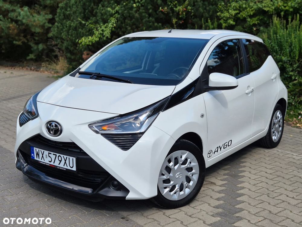Toyota Aygo x.shift x-play connect - 1