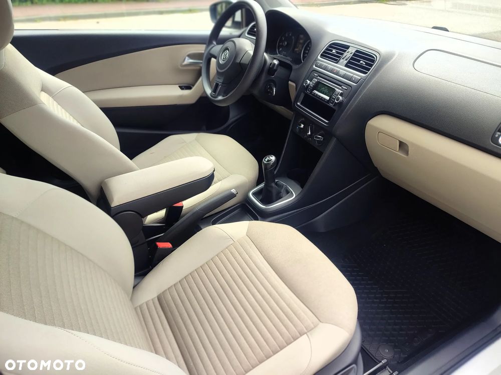 Volkswagen Polo - 18