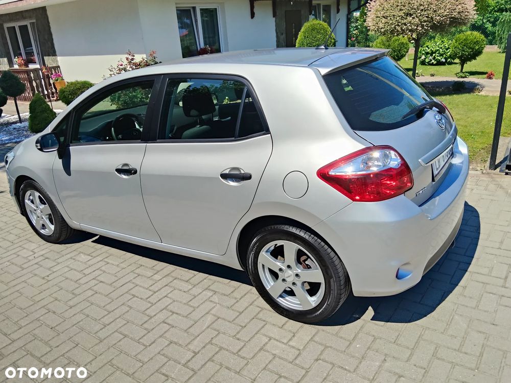 Toyota Auris 1.33 VVT-i - 16