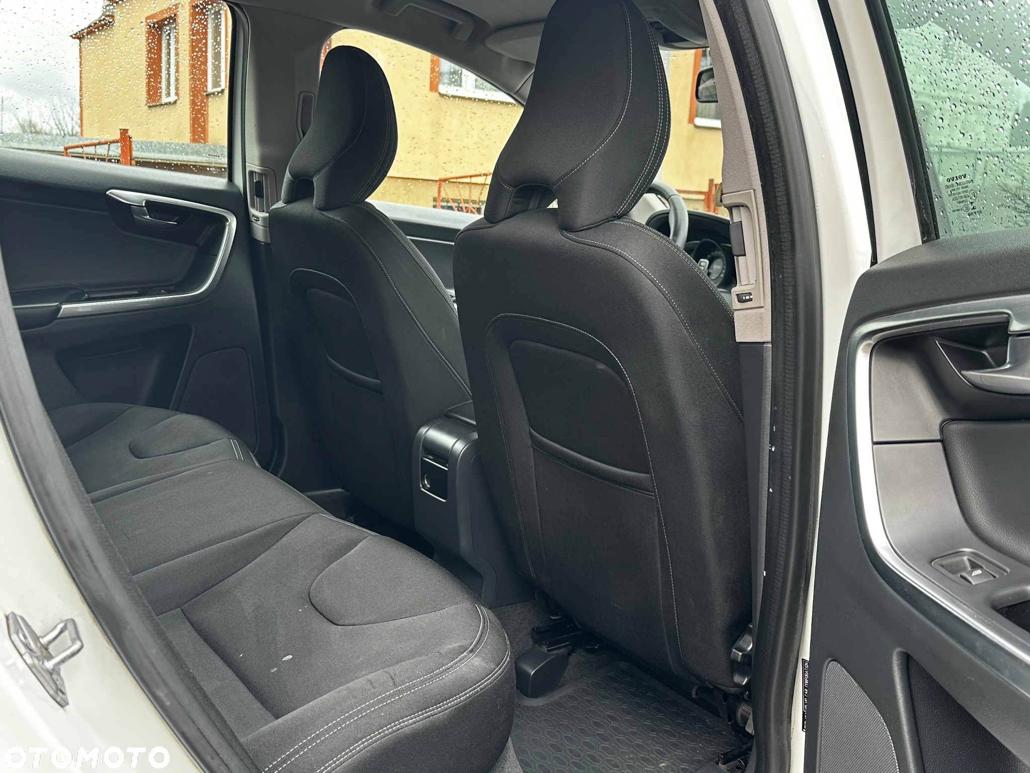 Volvo XC 60 D3 Drive-E Ocean Race - 15