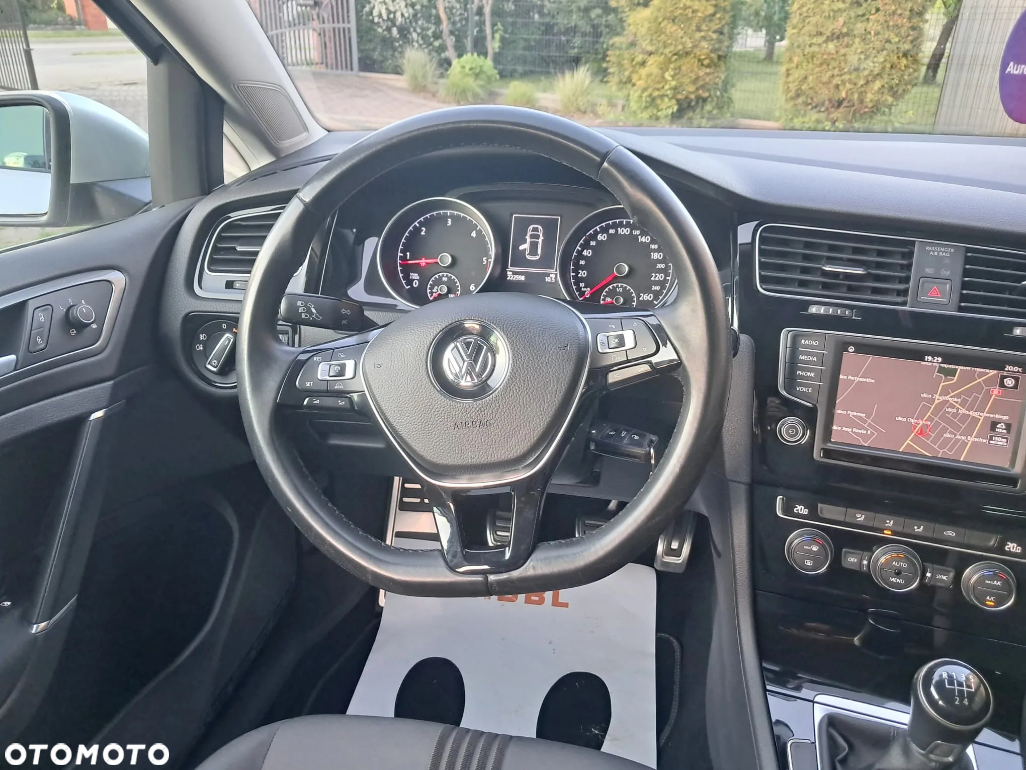 Volkswagen Golf 1.6 TDI (BlueMotion Technology) Comfortline - 26