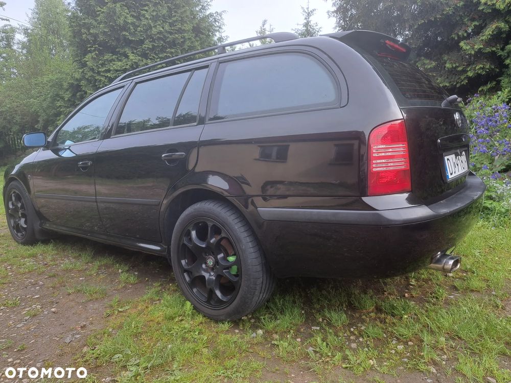 Skoda Octavia 1.8T Tour RS - 6