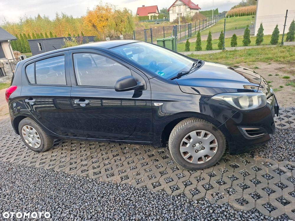 Hyundai I20 2014 photo 2