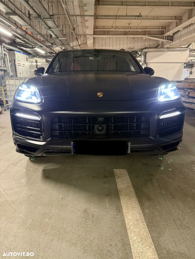 Porsche Cayenne - 29
