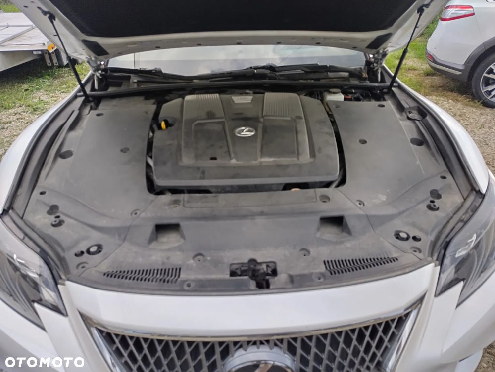 Lexus LS - 17