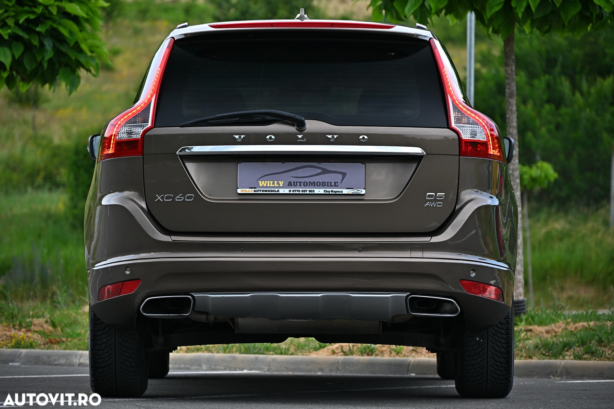 Volvo XC 60 D5 AWD Aut. Summum - 10