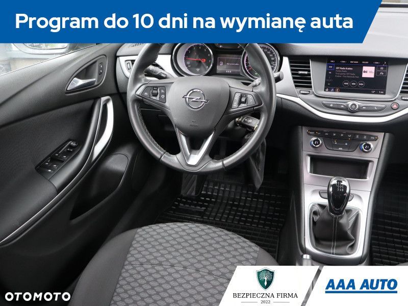 Opel Astra - 9