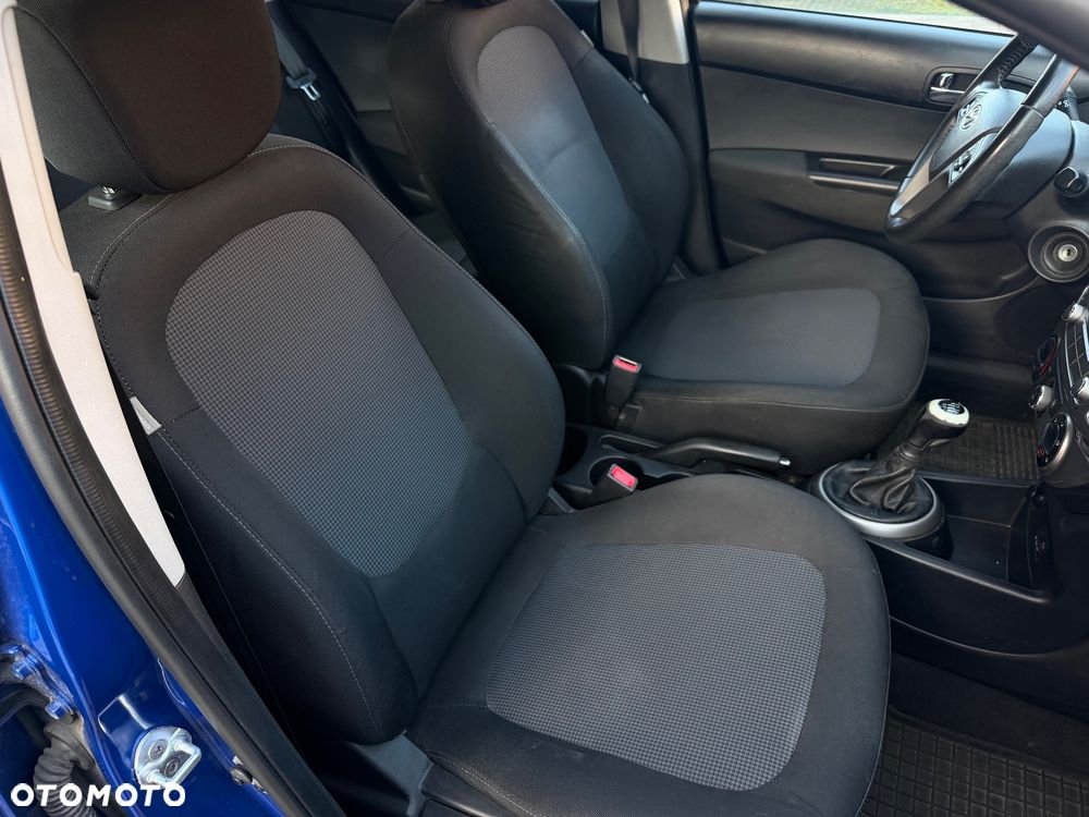 Hyundai i20 1.1 CRDi Trend - 13
