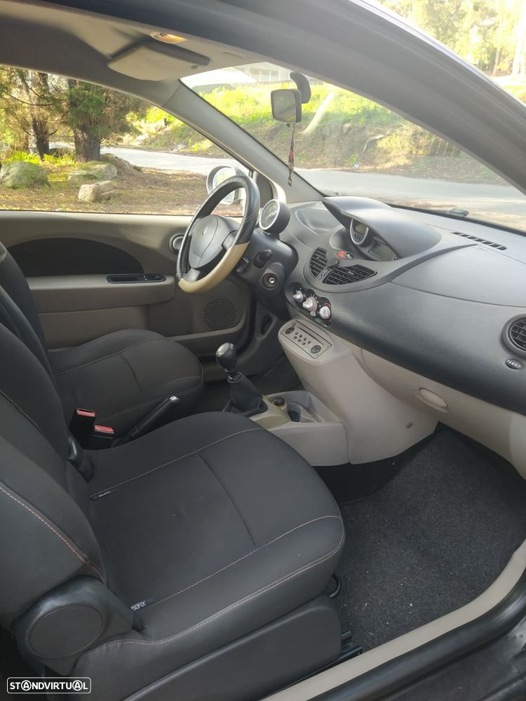 Renault Twingo 1.2 16V Dynamique S - 4