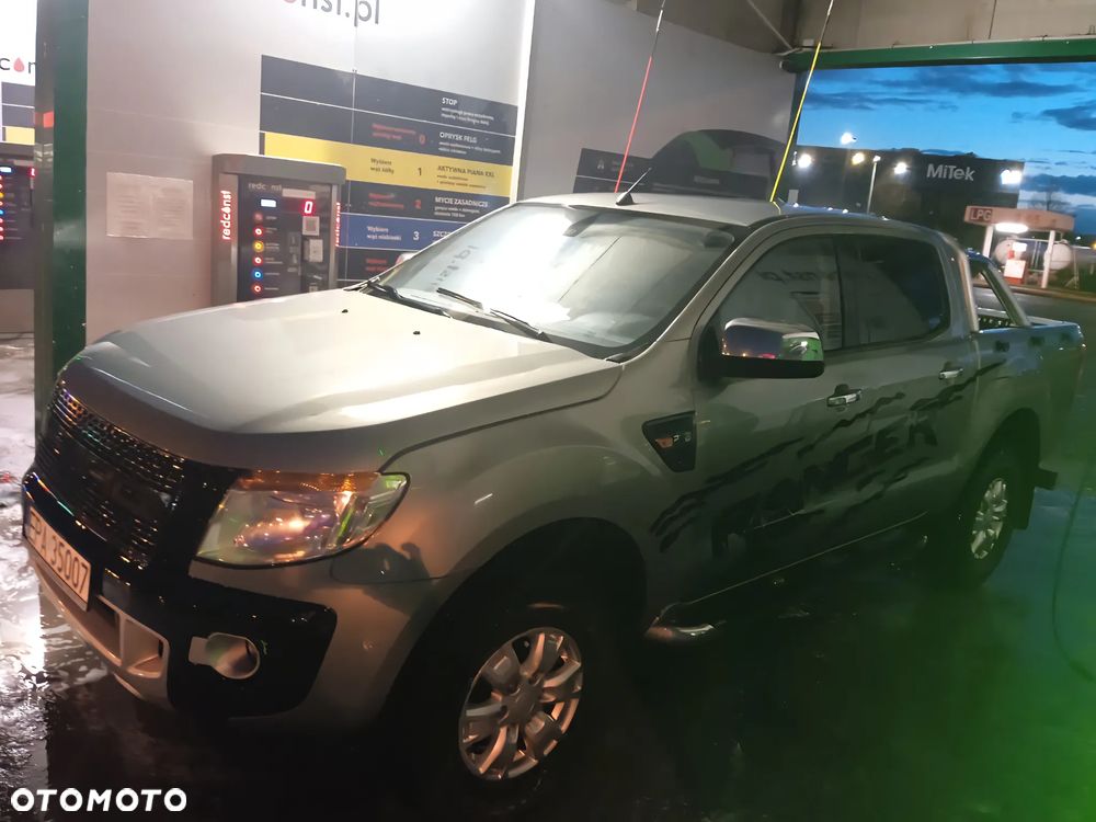 Ford Ranger XLT - 2