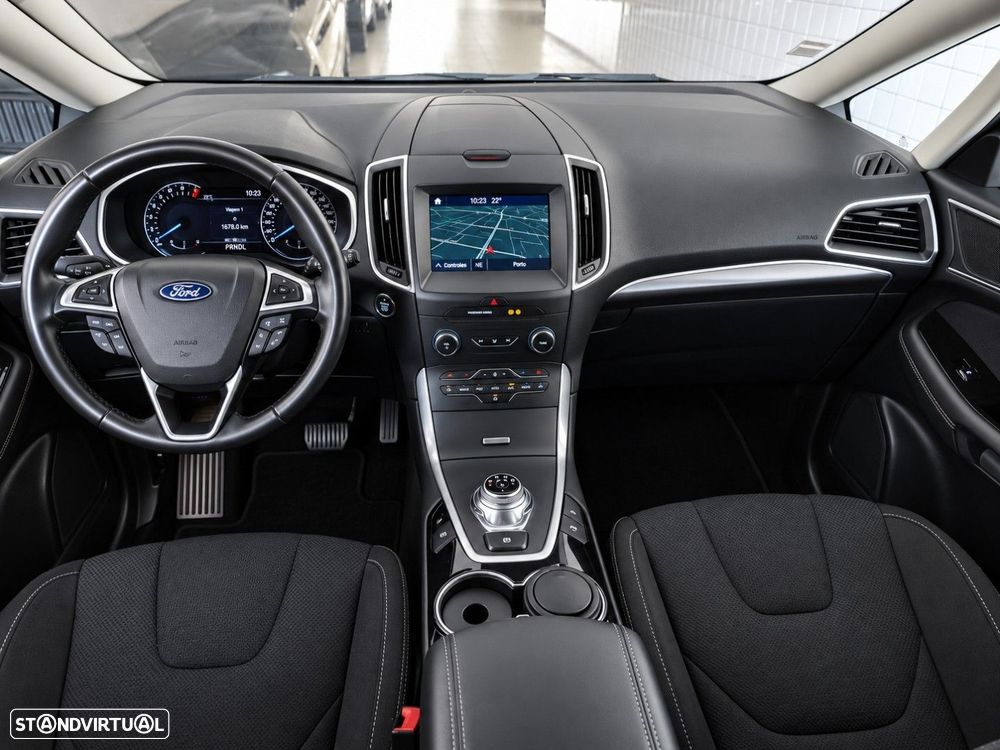 Ford S-Max 2.5 FHEV Titanium - 13