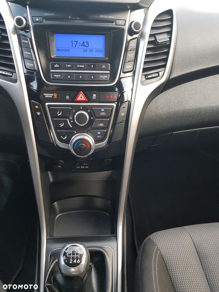 Hyundai i30 1.4 Trend - 34