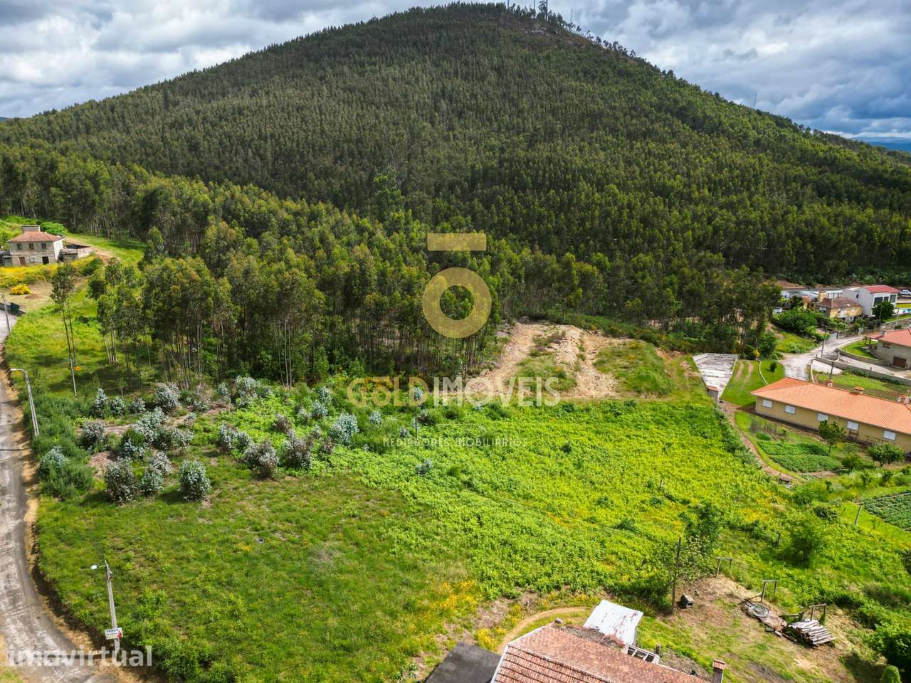 Terreno Para Construção  Venda em Santa Maria de Sardoura,Castelo de P - Grande imagem: 4/10