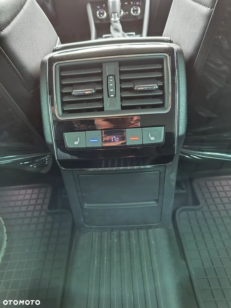 Skoda Superb 2.0 TSI 4x4 L&K DSG - 13
