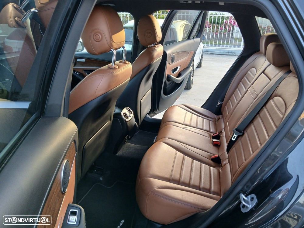 Mercedes-Benz GLC 300 de 4Matic 9G-TRONIC AMG Line - 12