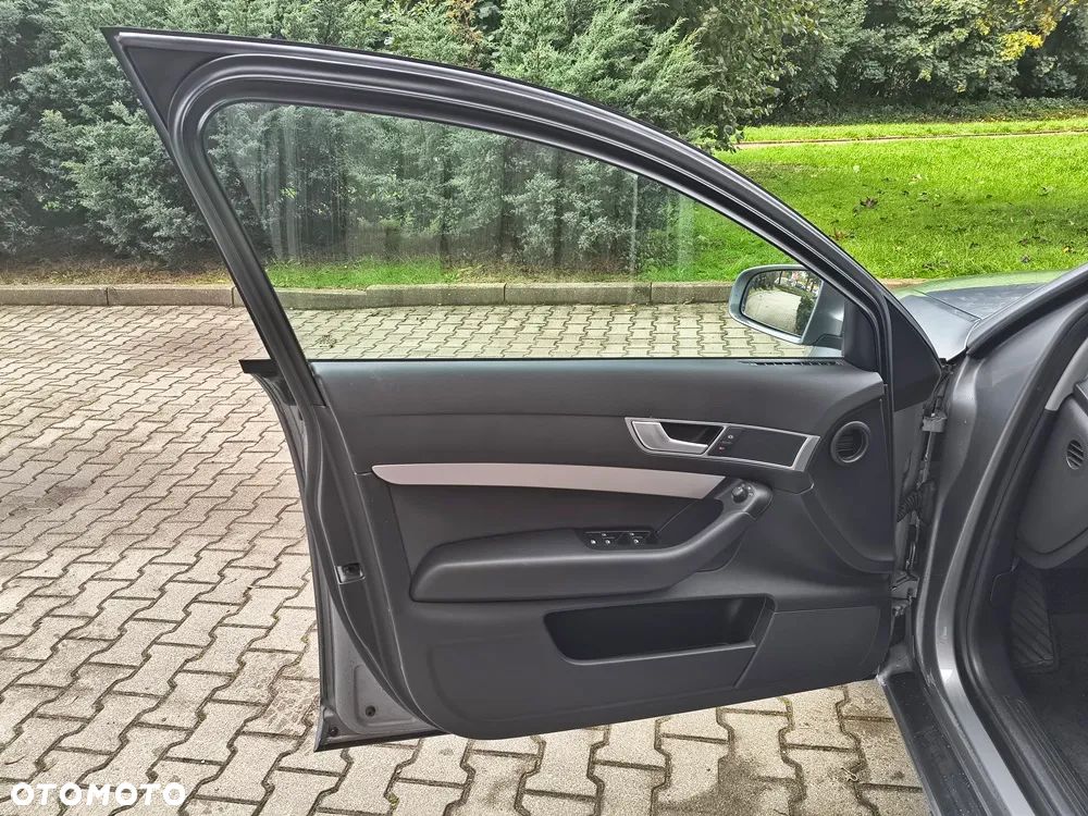 Audi A6 Avant 2.0 TFSI multitronic - 25