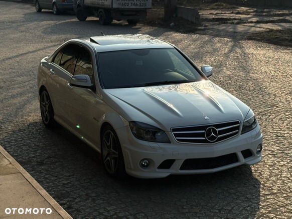 Mercedes-Benz Klasa C 63 AMG - 1