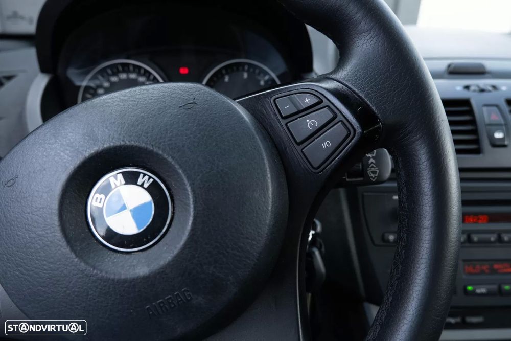 BMW X3 18 d xDrive - 18