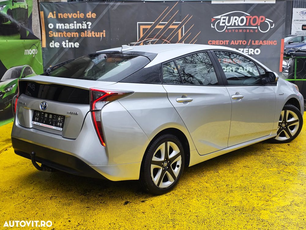 Toyota Prius (Hybrid) Luna - 5