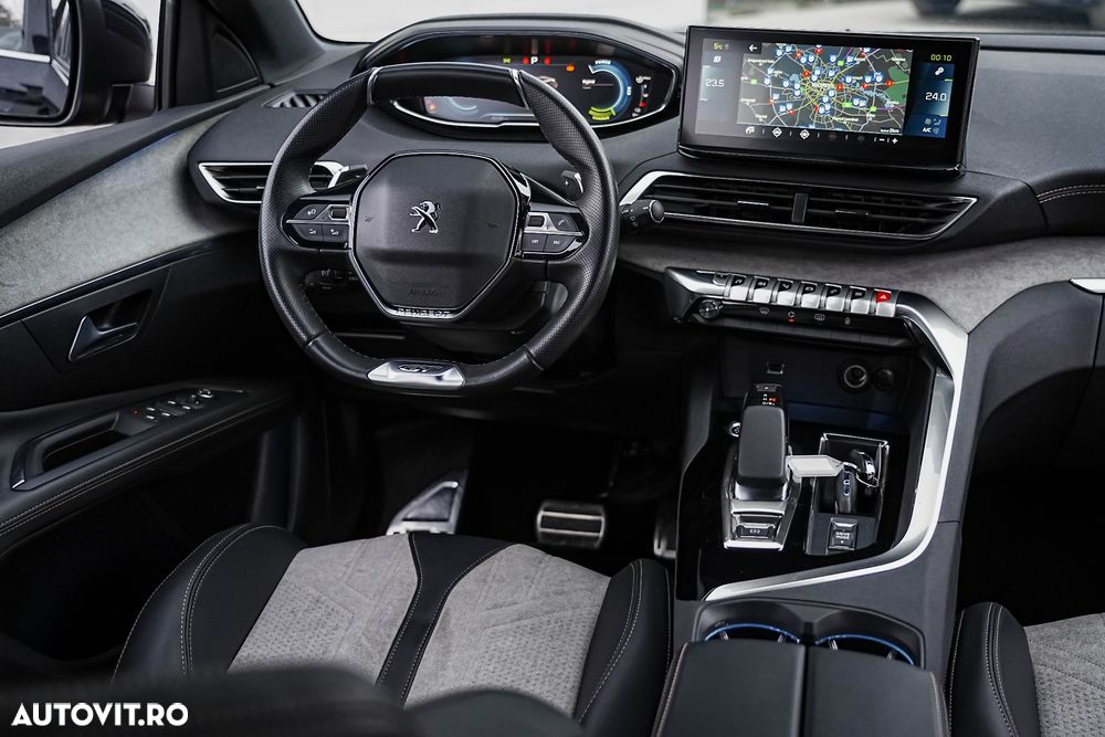 Peugeot 3008 Hybrid 225 e-EAT8 GT Pack - 2