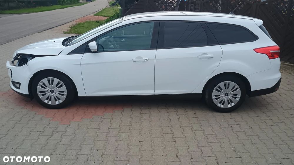 Ford Focus 1.5 EcoBoost SYNC Edition ASS PowerShift - 8