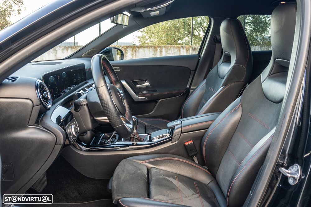 Mercedes-Benz A 180 AMG Line - 13