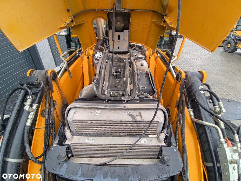 JCB 5CX SITEMASTER PRO 2022r - 12