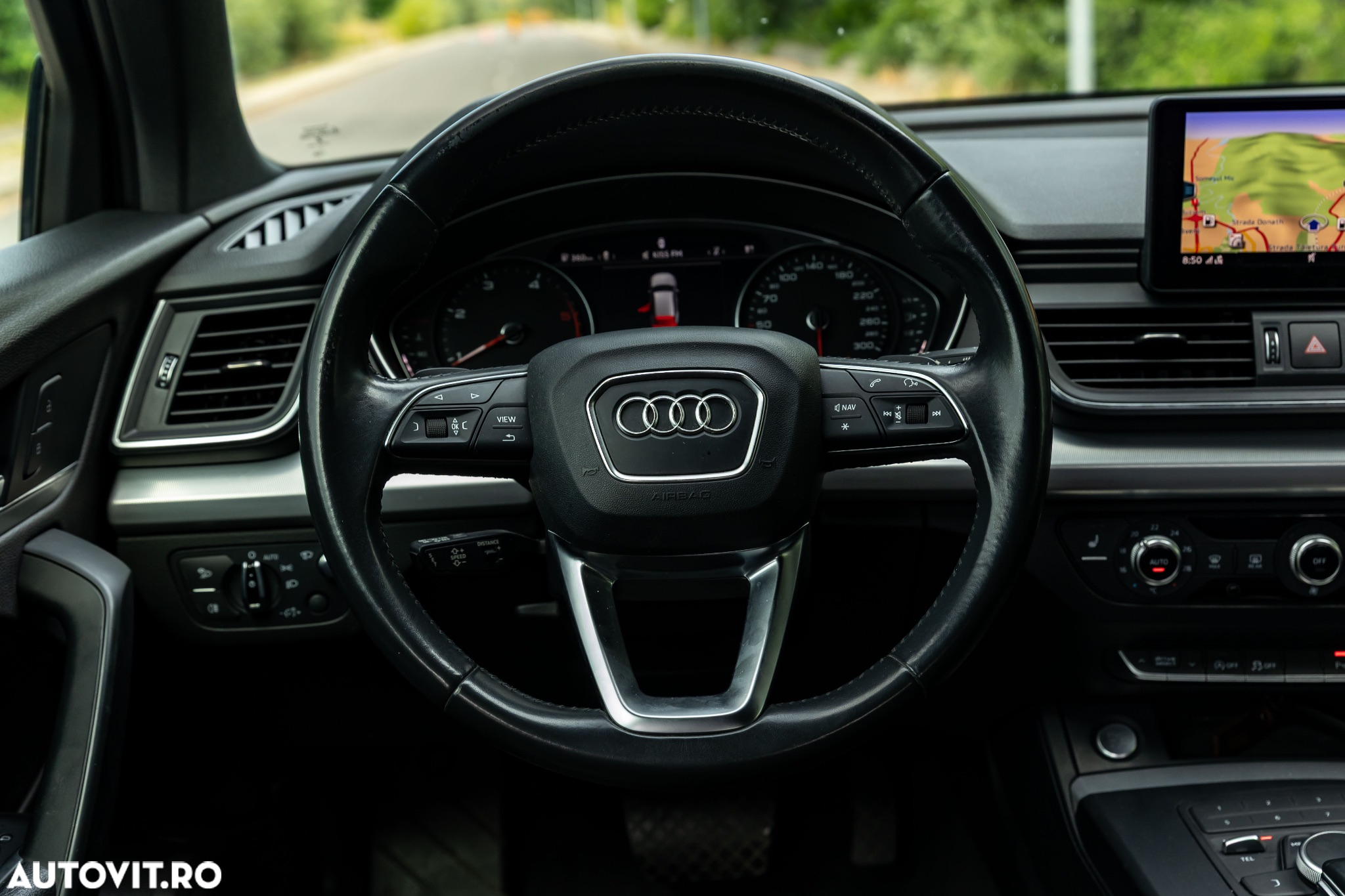 Audi Q5 2.0 40 TDI quattro S tronic Sport - 28