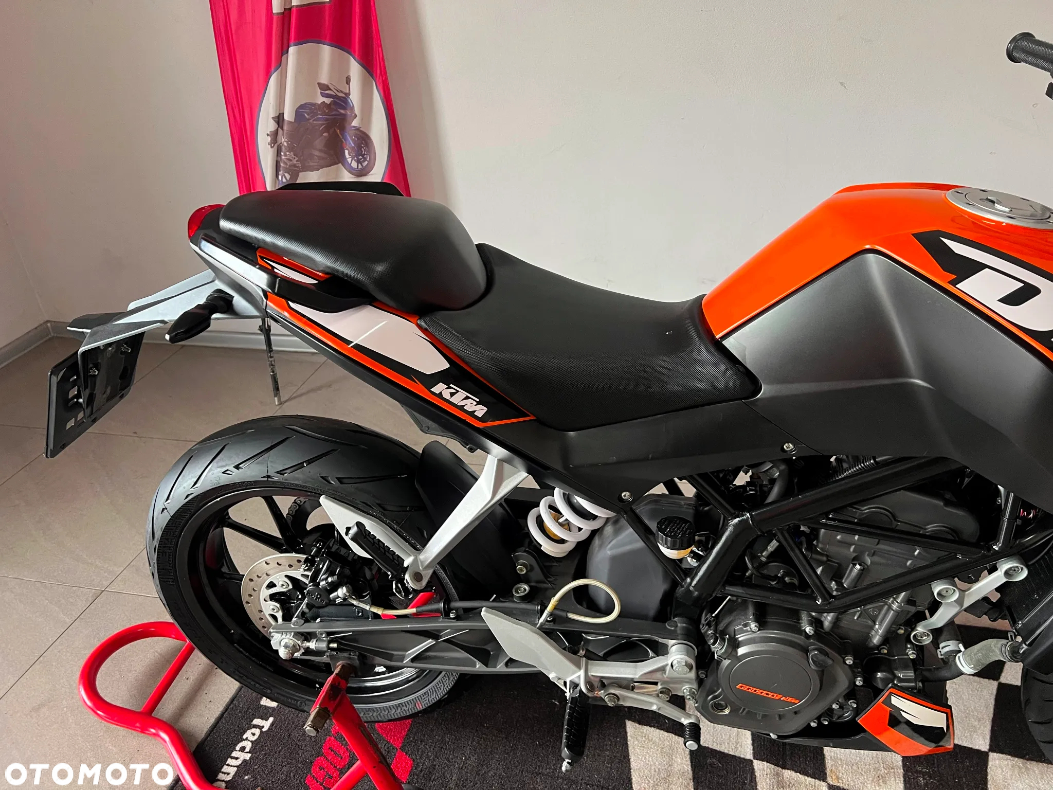 KTM Duke - 11