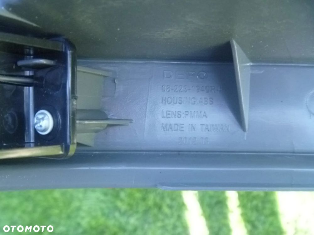 KIA SPORTAGE II LIFT 2008-2010 LAMPA TYLNA PRAWA - 2