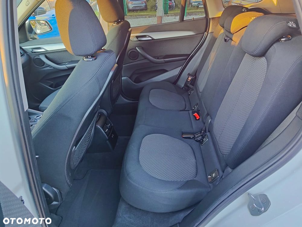 BMW X1 xDrive20d Advantage sport - 17