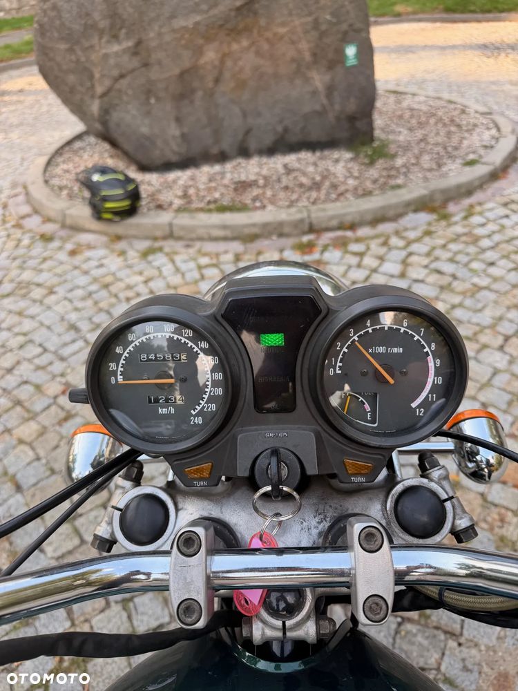 Suzuki GR - 25