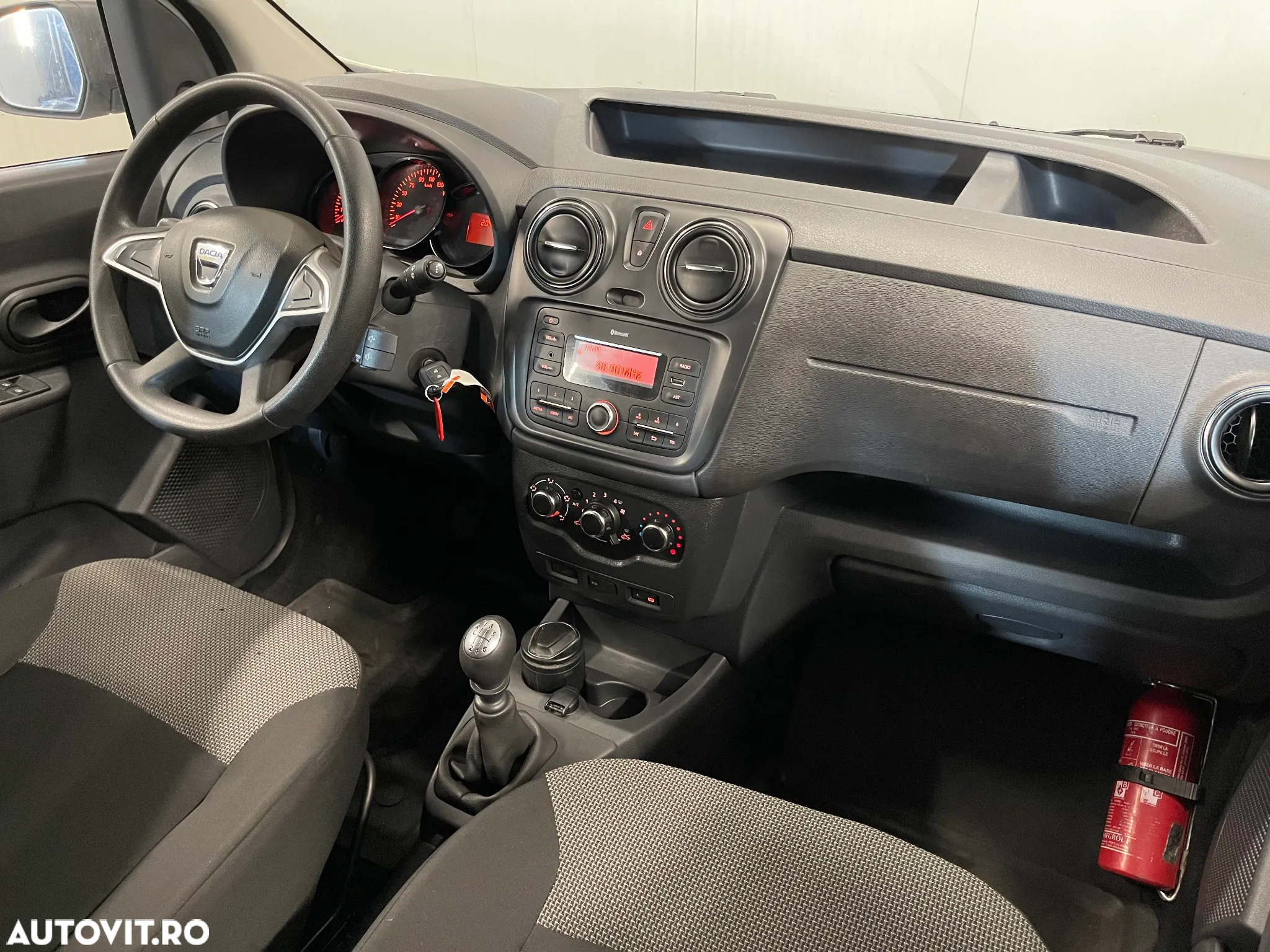 Dacia Dokker TCe 100 GPF Comfort - 8