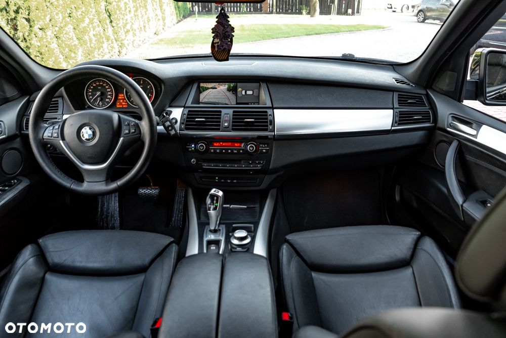 BMW X5 xDrive35d - 27