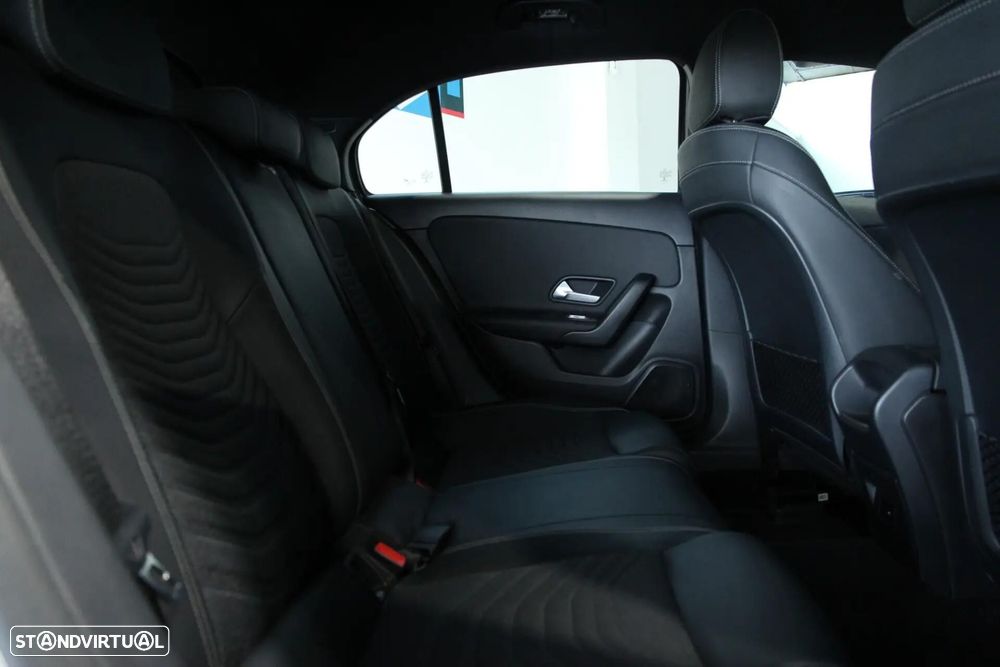 Mercedes-Benz A 250 e Style Plus - 21