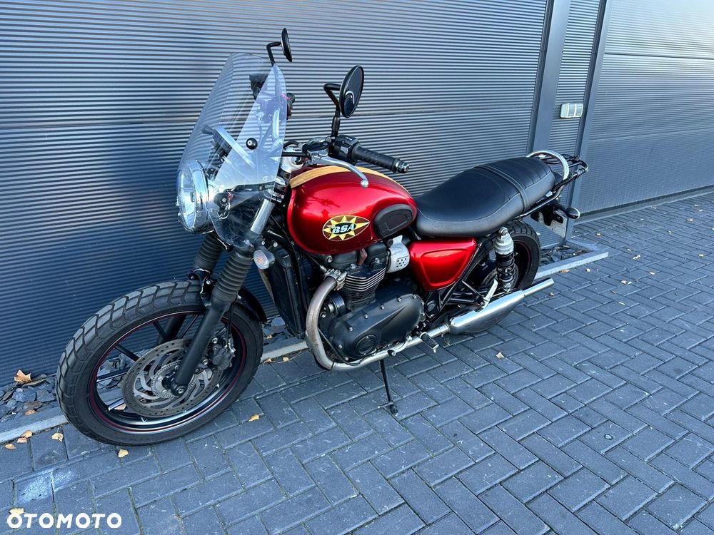 Triumph Street Twin