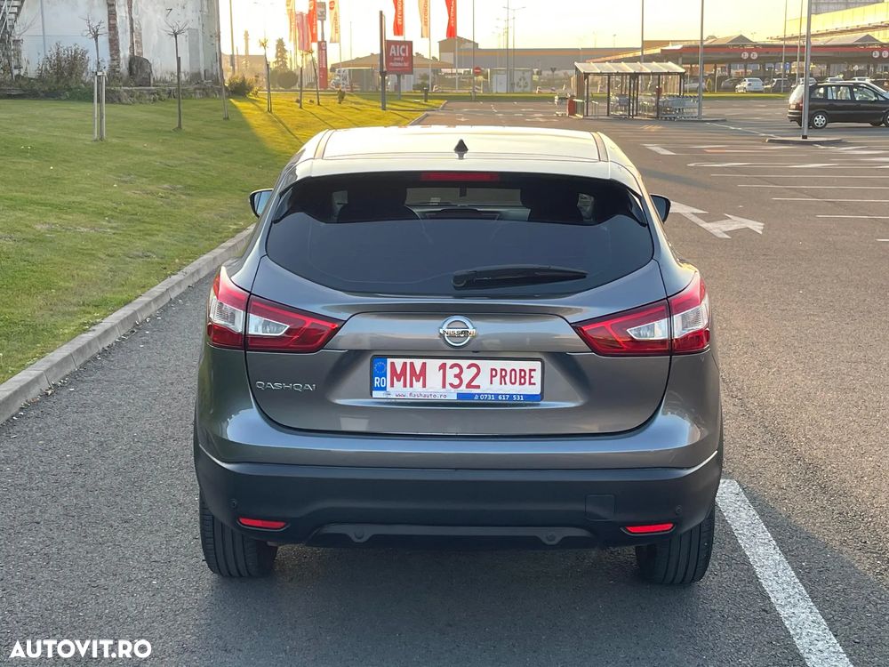 Nissan Qashqai 1.6 DCI Xtronic N-Connecta - 24