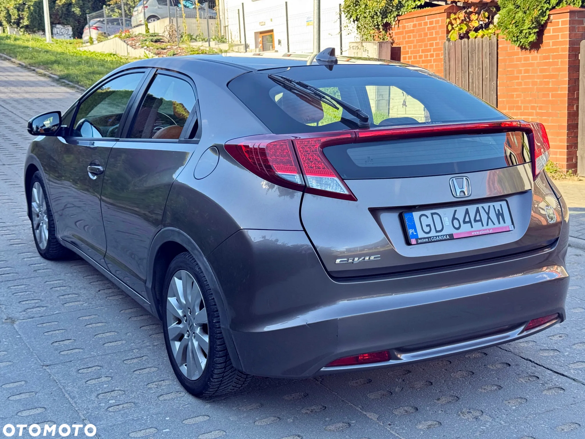 Honda Civic 1.4 i-VTEC Elegance - 6