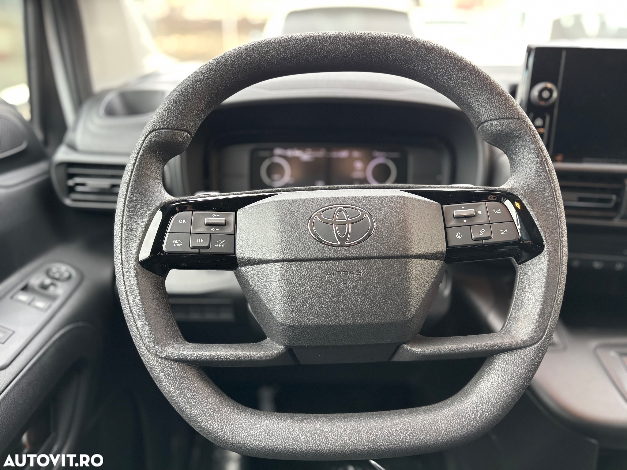 Toyota Proace - 11