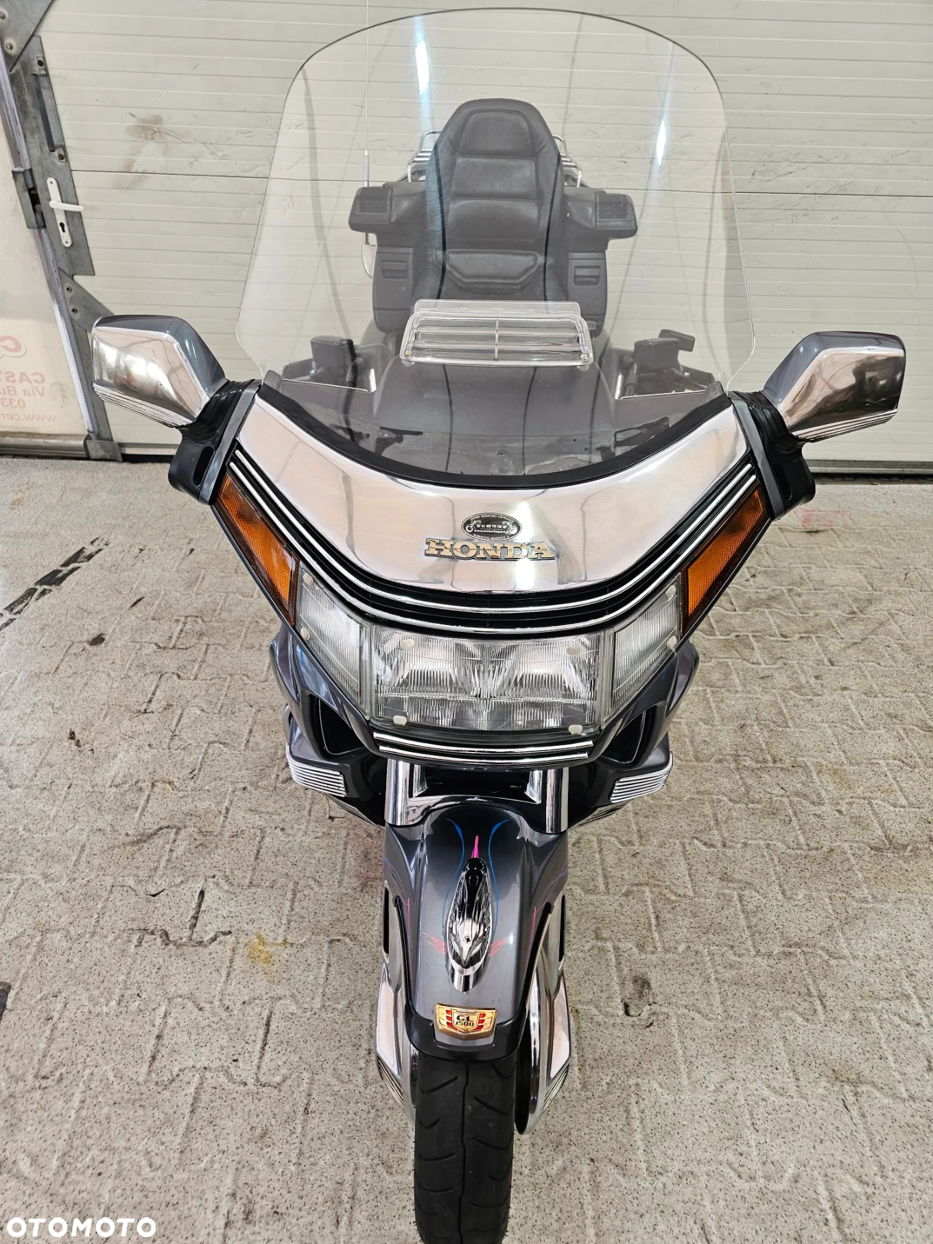 Honda GL - 16