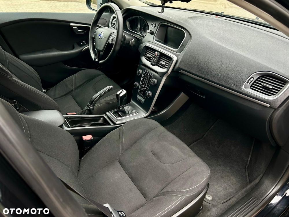 Volvo V40 D4 You - 8