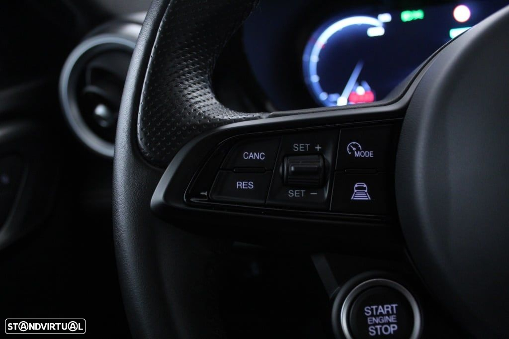 Alfa Romeo Tonale 1.5 Hybrid Veloce - 22