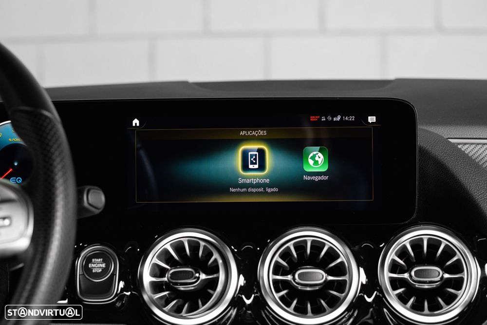 Mercedes-Benz GLA 250 e AMG Line - 24