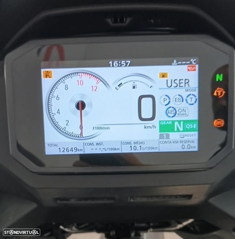 Honda Transalp 750 - 6